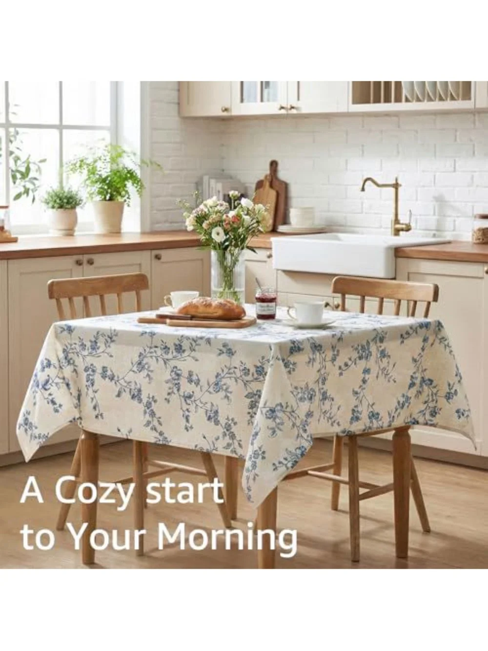 Classic Floral Round Tablecloth in Cream and Blue - Home Dining